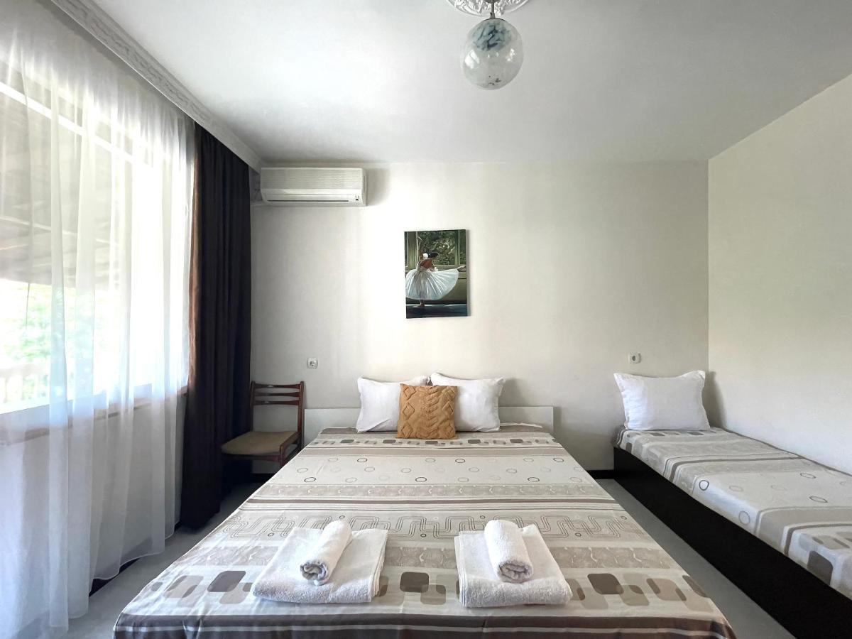 Zoia Hotel Chernomorets Exterior foto